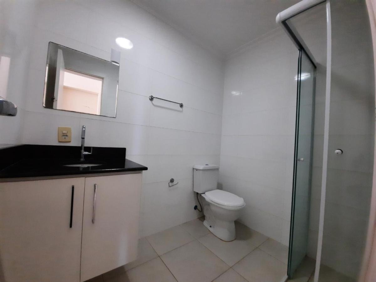 Apartamento 3 Quartos 8 Pessoas A 50 Mts Da Praia De Bombas, A 100M Da Passarela Do Ribeiro 봄비나스 외부 사진